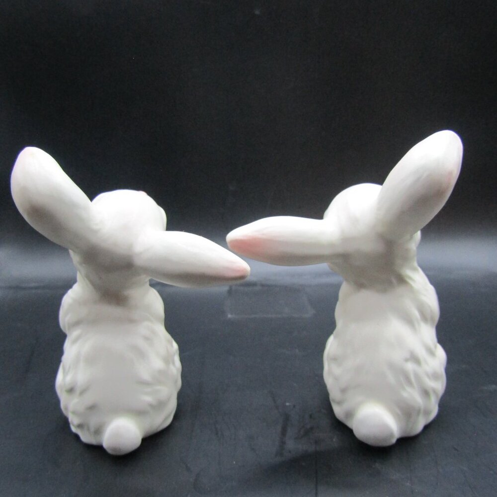 Two White Porcelain Rabbits - Picture 5 of 14
